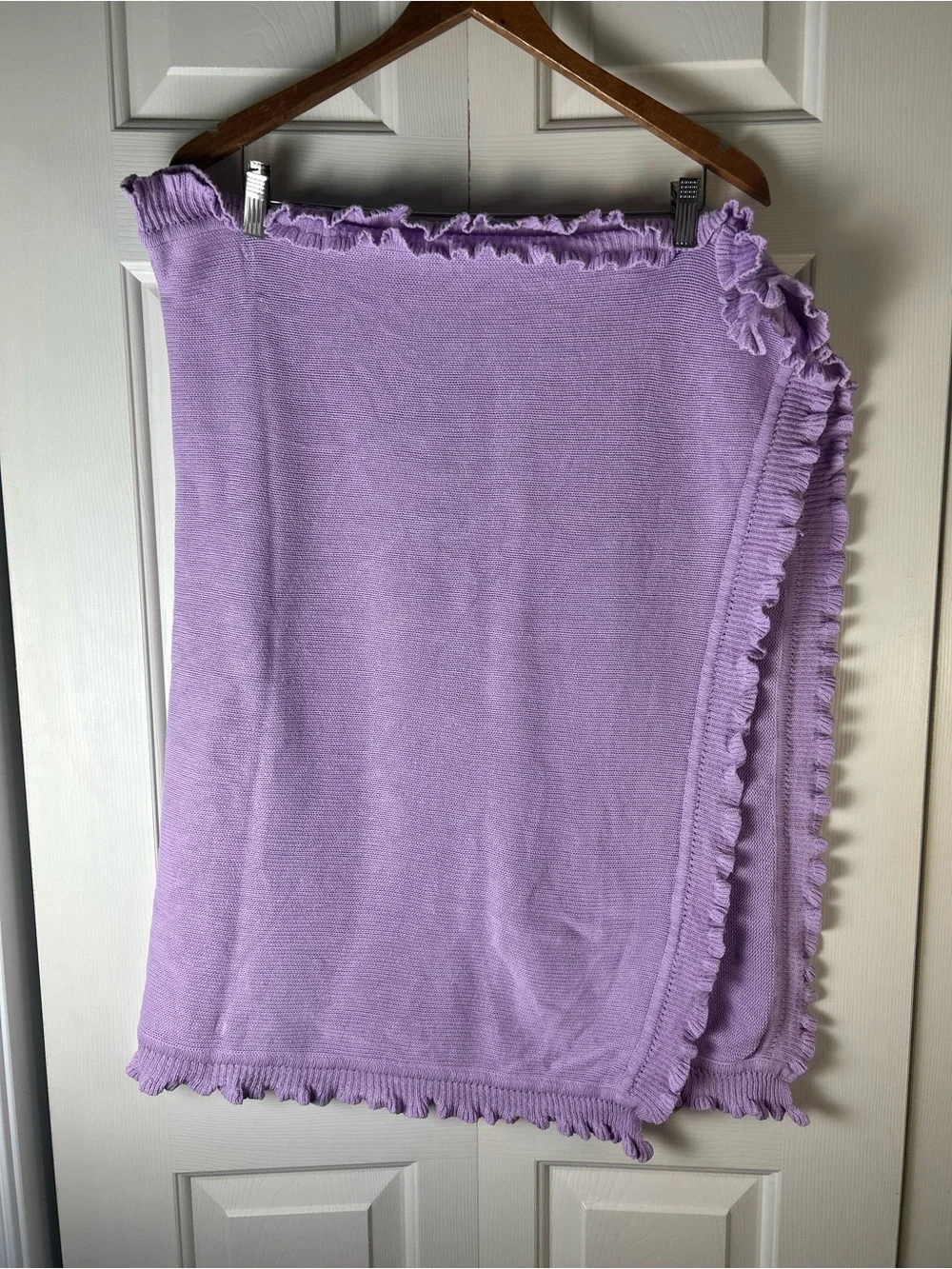 Expectations by Baby Martex Solid Purple Blanket Sweater Knit Ruffle Edge Lovey